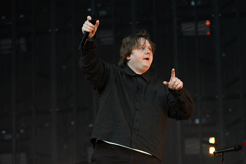 Lewis Capaldi under Neon festival i Trondheim 2026.